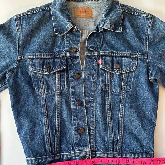 Levis Dark Denim Jean Jacket - Picture 4 of 9